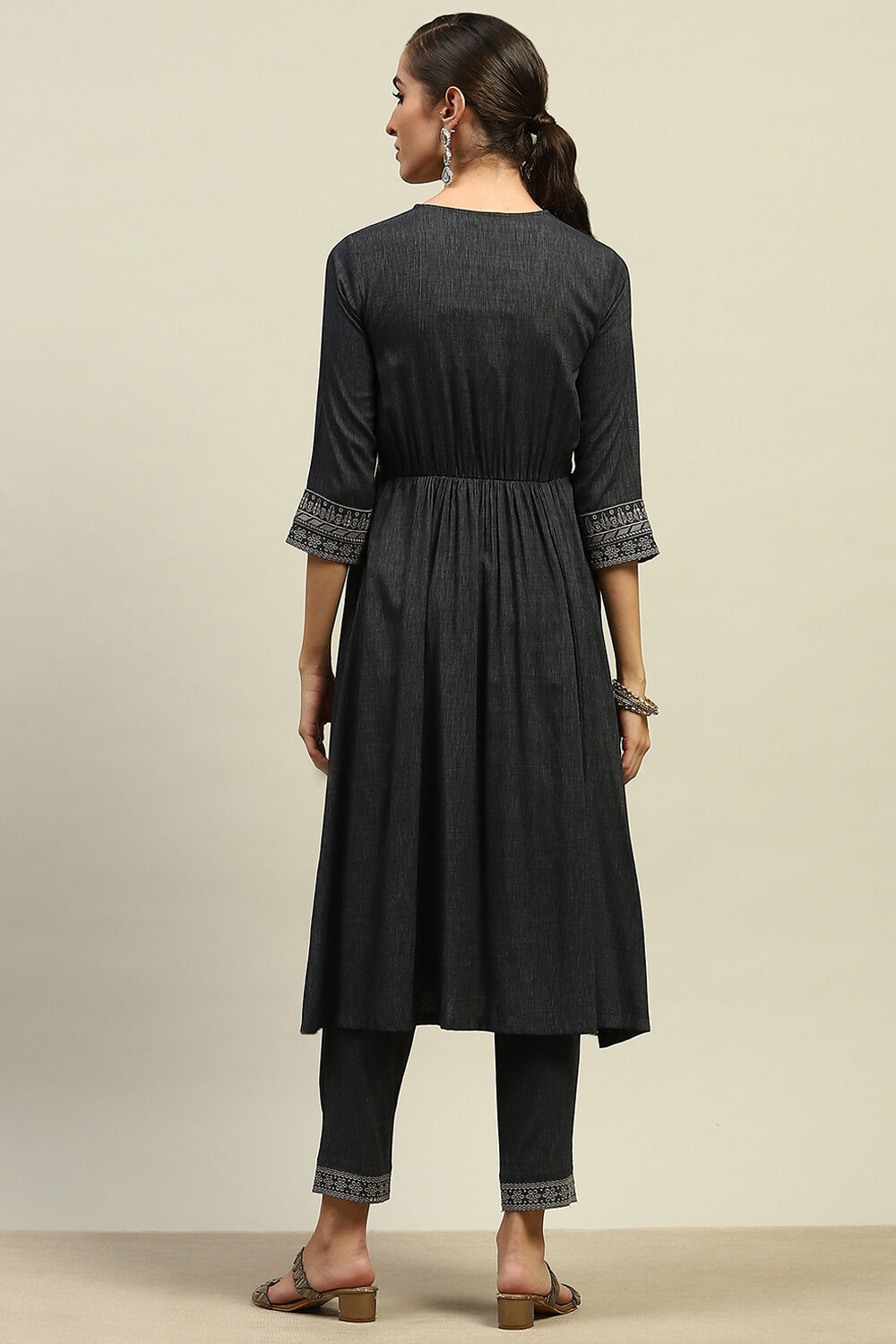 Black Viscose Blend Gathered Embroidered Kurta Palazzo Suit Set image number 4