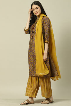 Yellow Cotton Blend Woven Straight Kurta Suit Set image number 5