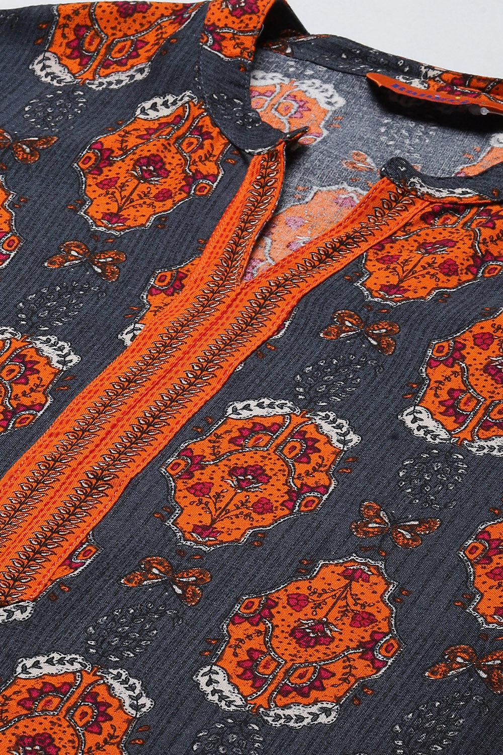 Grey LIVA Straight Kurta image number 1