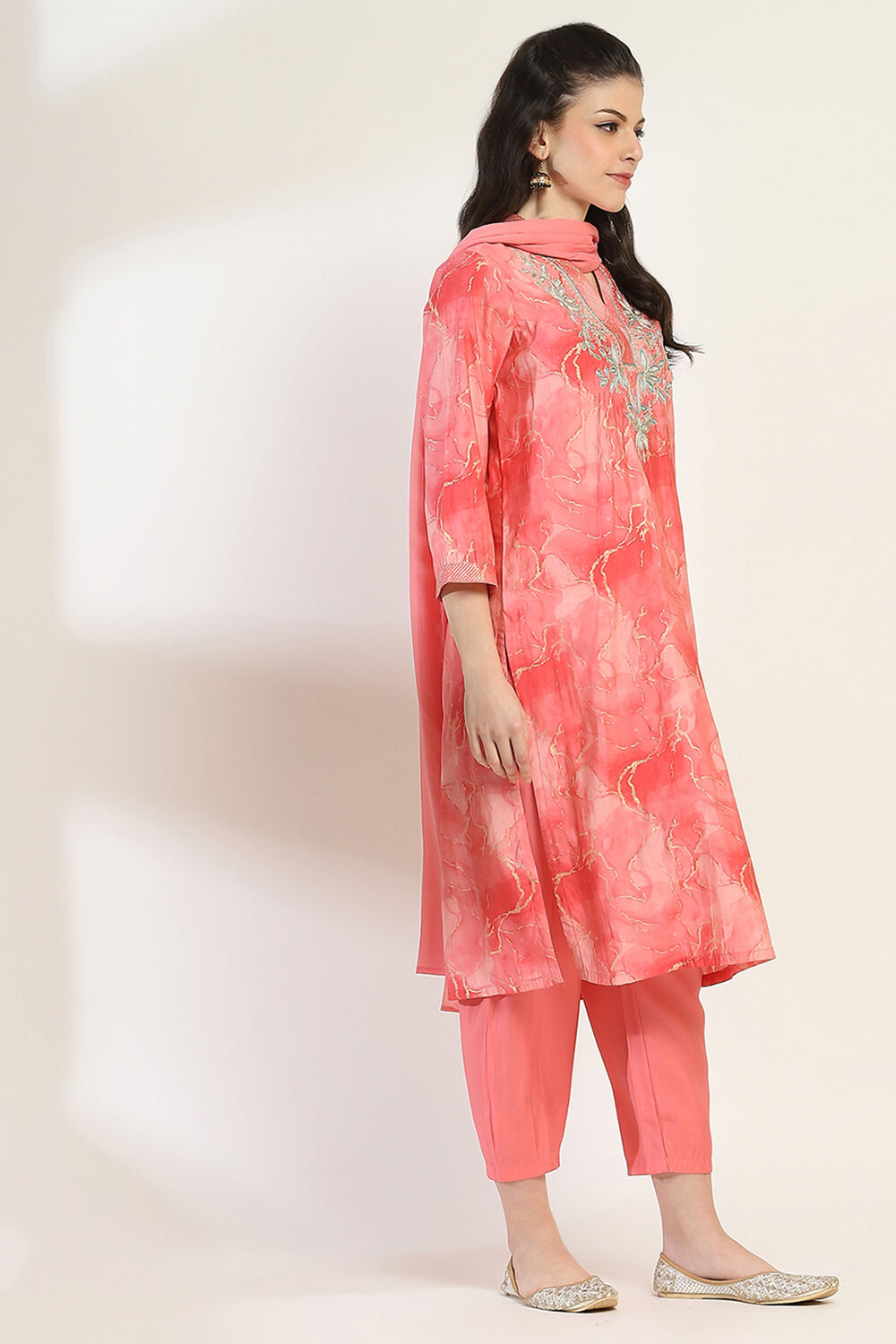 Pink Printed Straight Suit Set image number 5