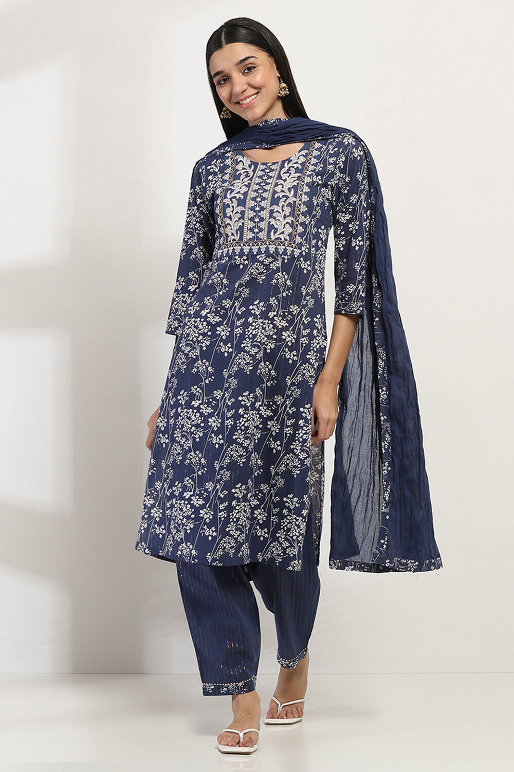 Indigo Cotton Straight Set image number 6