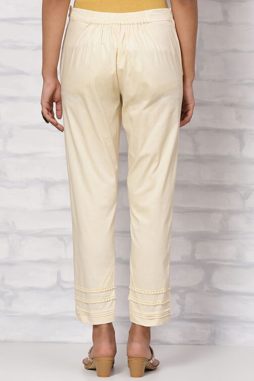 White Poly Cotton Slim Pant image number 4
