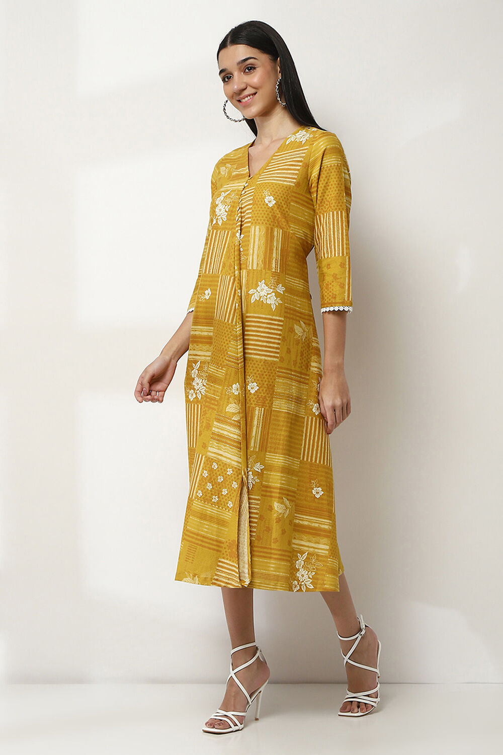 Yellow Cotton Printed Flared Dress image number 2