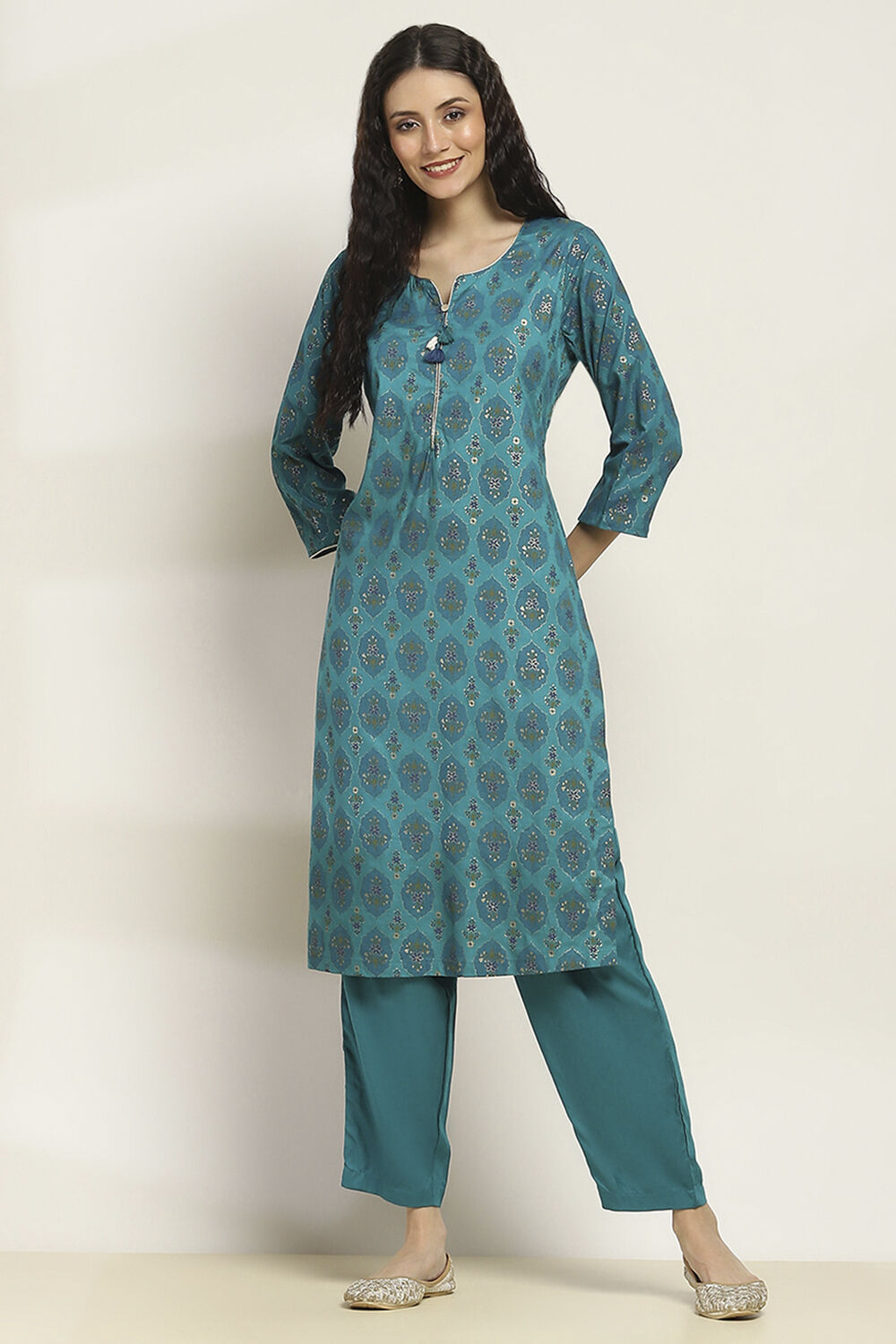 Pink Viscose Rayon Printed Straight Kurta Pants Set image number 6