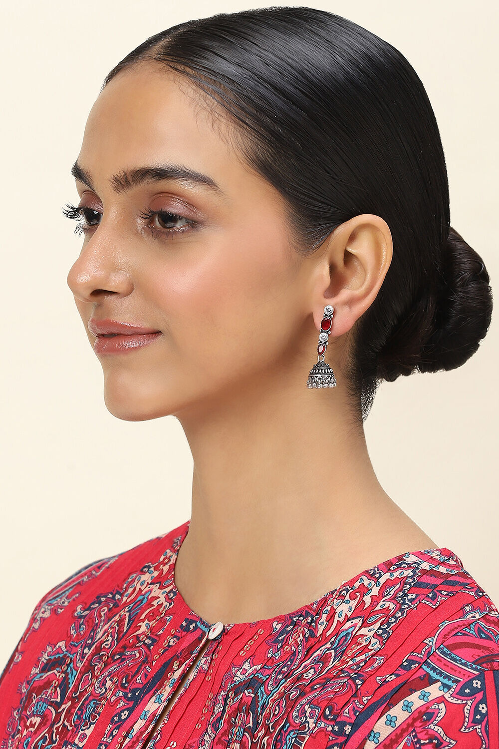 Red-White Alloy Jhumkas image number 3