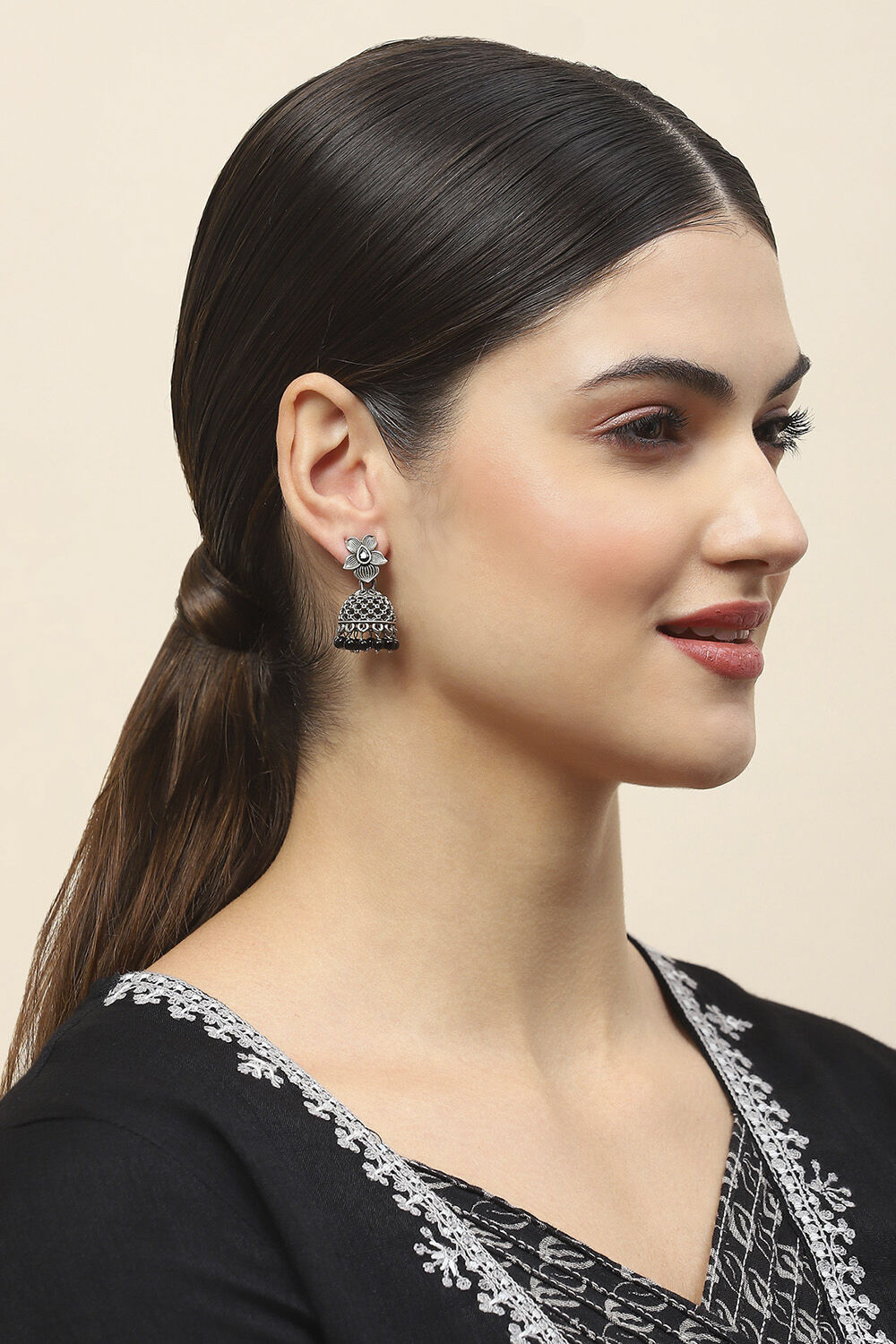 Black Oxidised Alloy Earrings image number 3