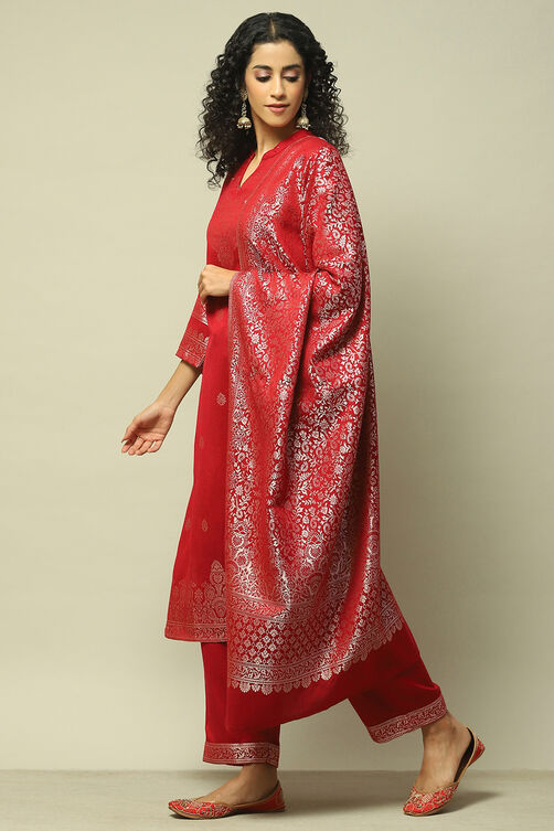 Red Poly Viscose Straight Yarndyed Kurta Palazzo Suit Set image number 4