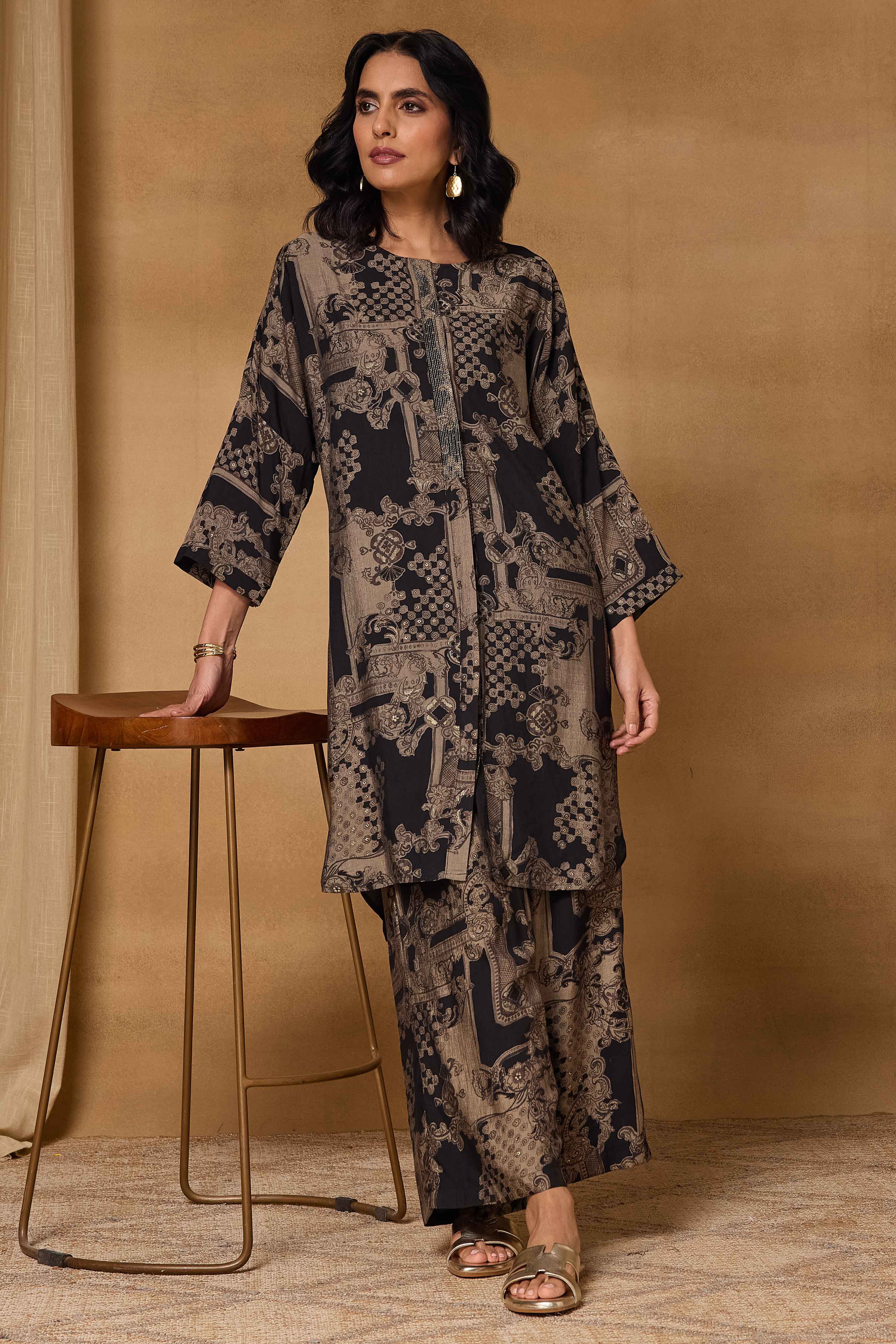 Black Viscose Blend Straight Printed Kurta Pants Set image number 0