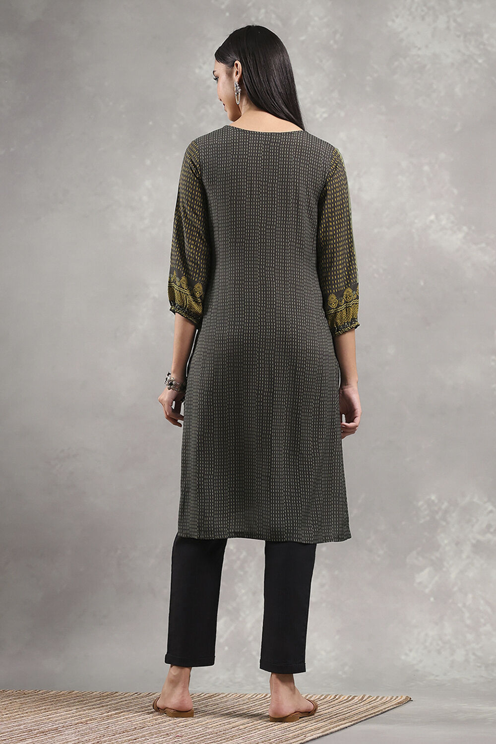 Green Printed Straight Kurta image number 3