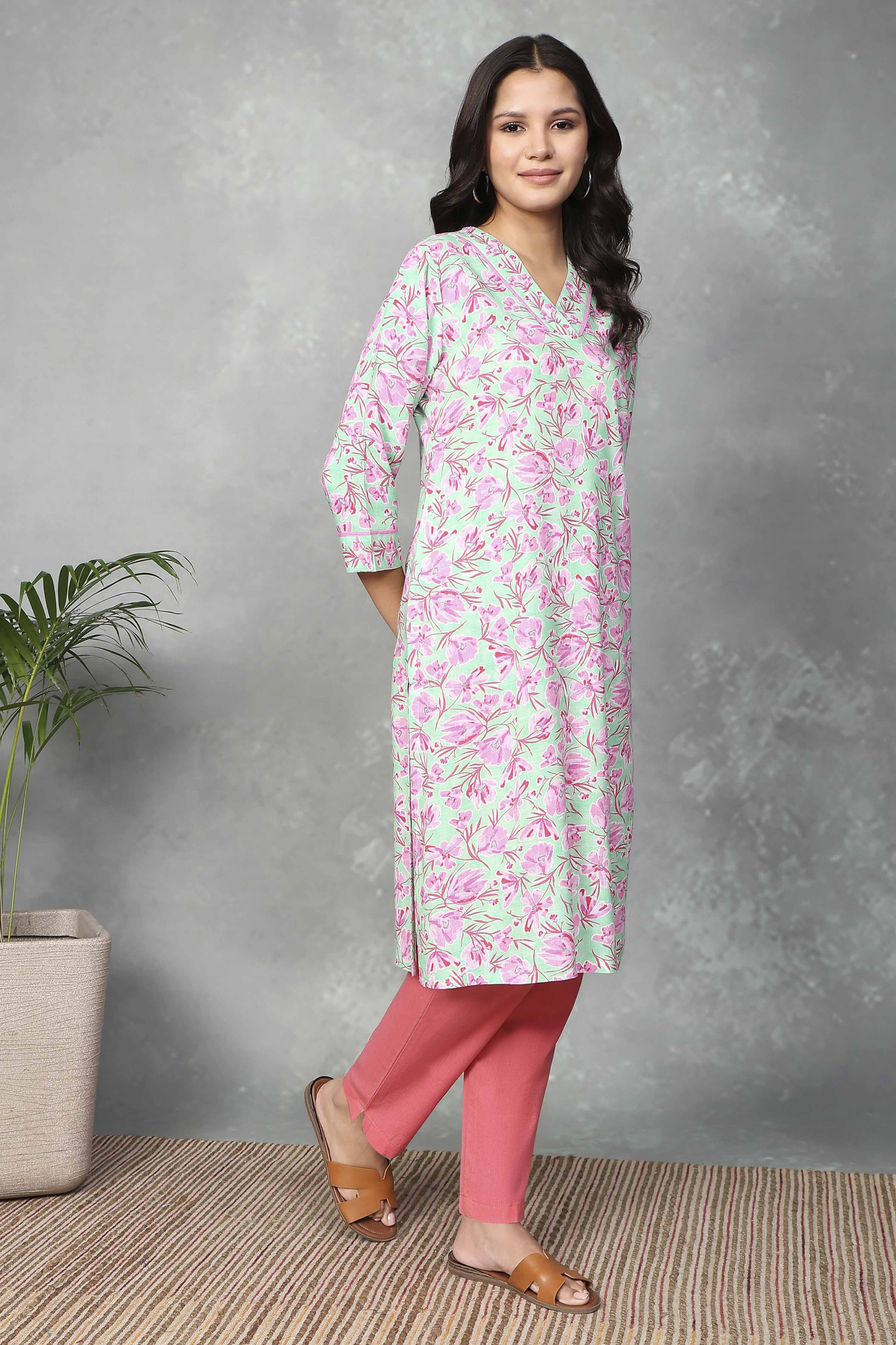 Green Rayon Straight Kurtas image number 4