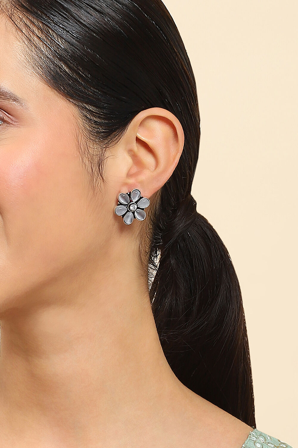 Gray Brass Jhumka image number 1