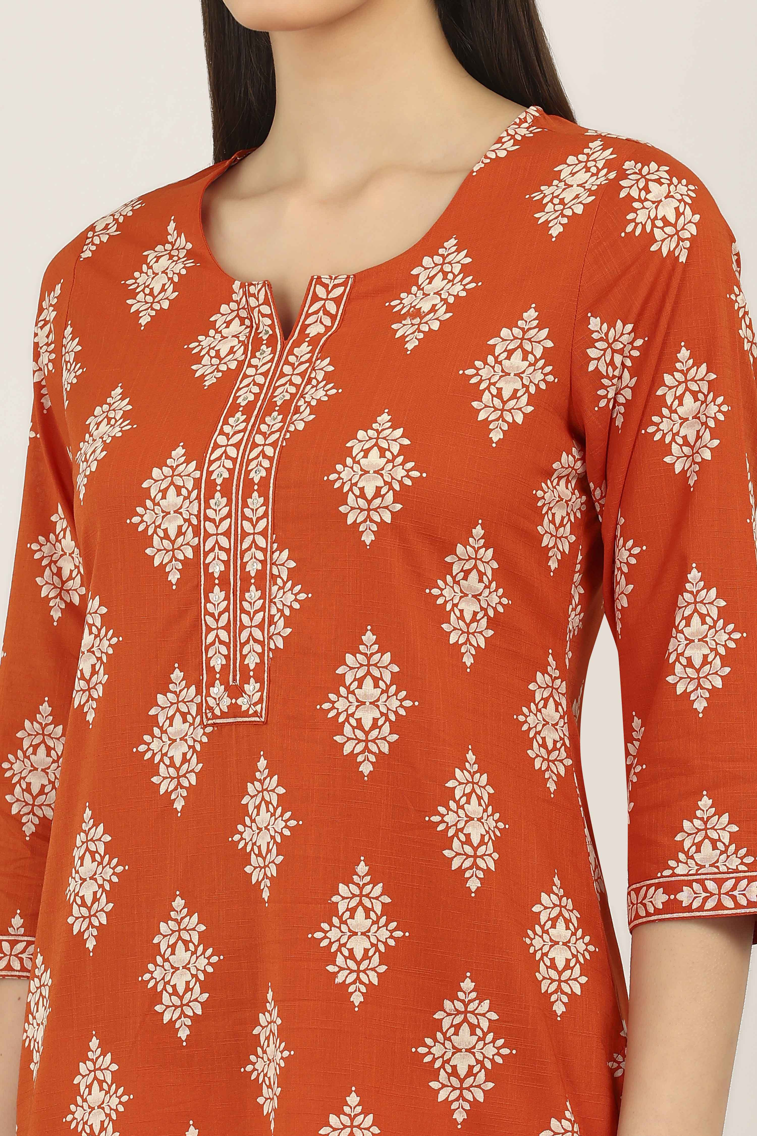 Brown Cotton Straight Kurtas image number 1