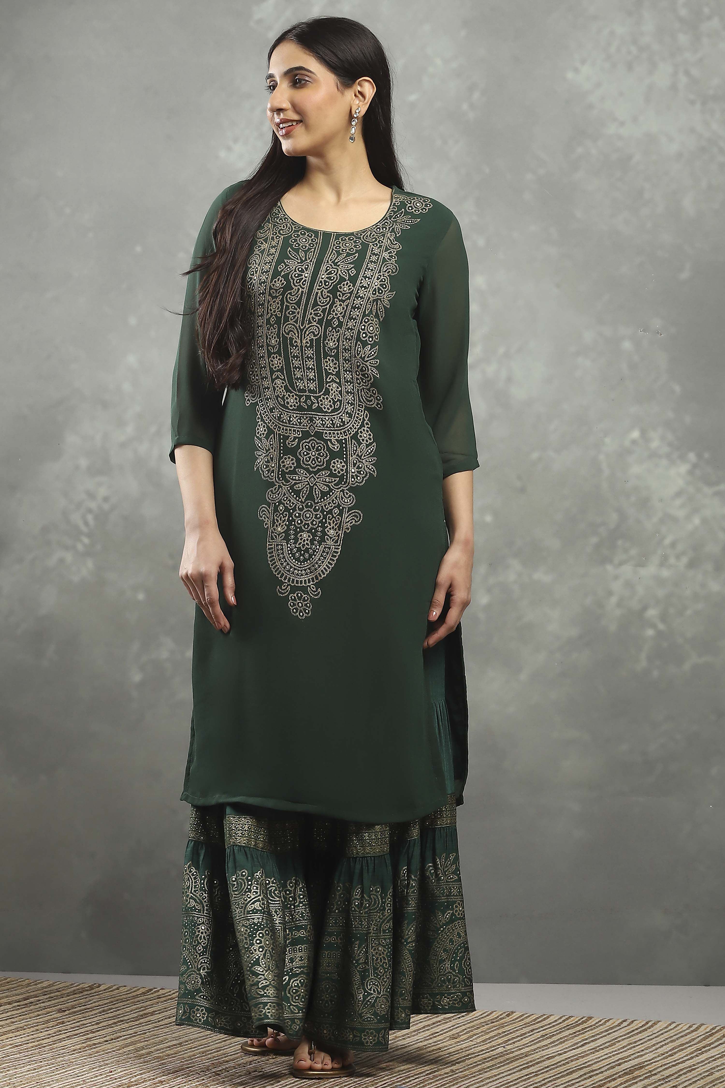 Green Viscose Straight Kurta Pants Set image number 6