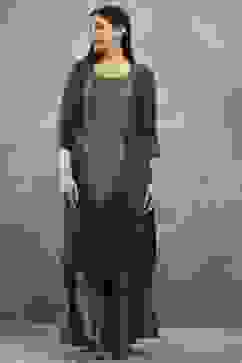 Green Viscose Straight Kurta Pants Set image number 6