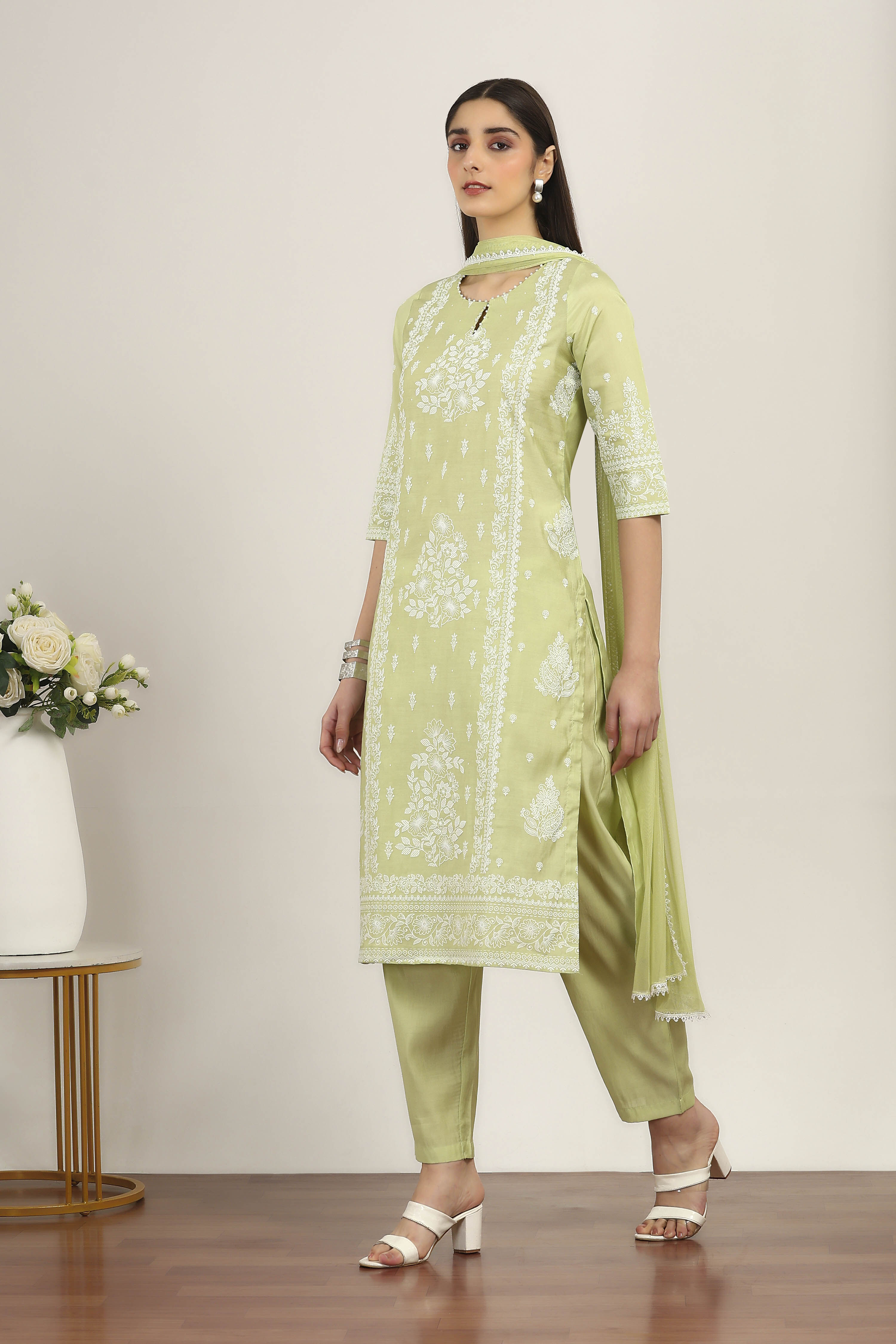 Yellow Viscose Polyester Straight Suit Sets image number 3