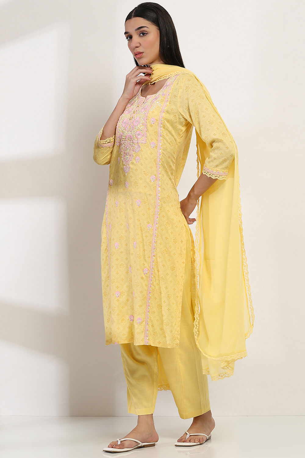 Yellow Printed Straight Suit Set image number 3