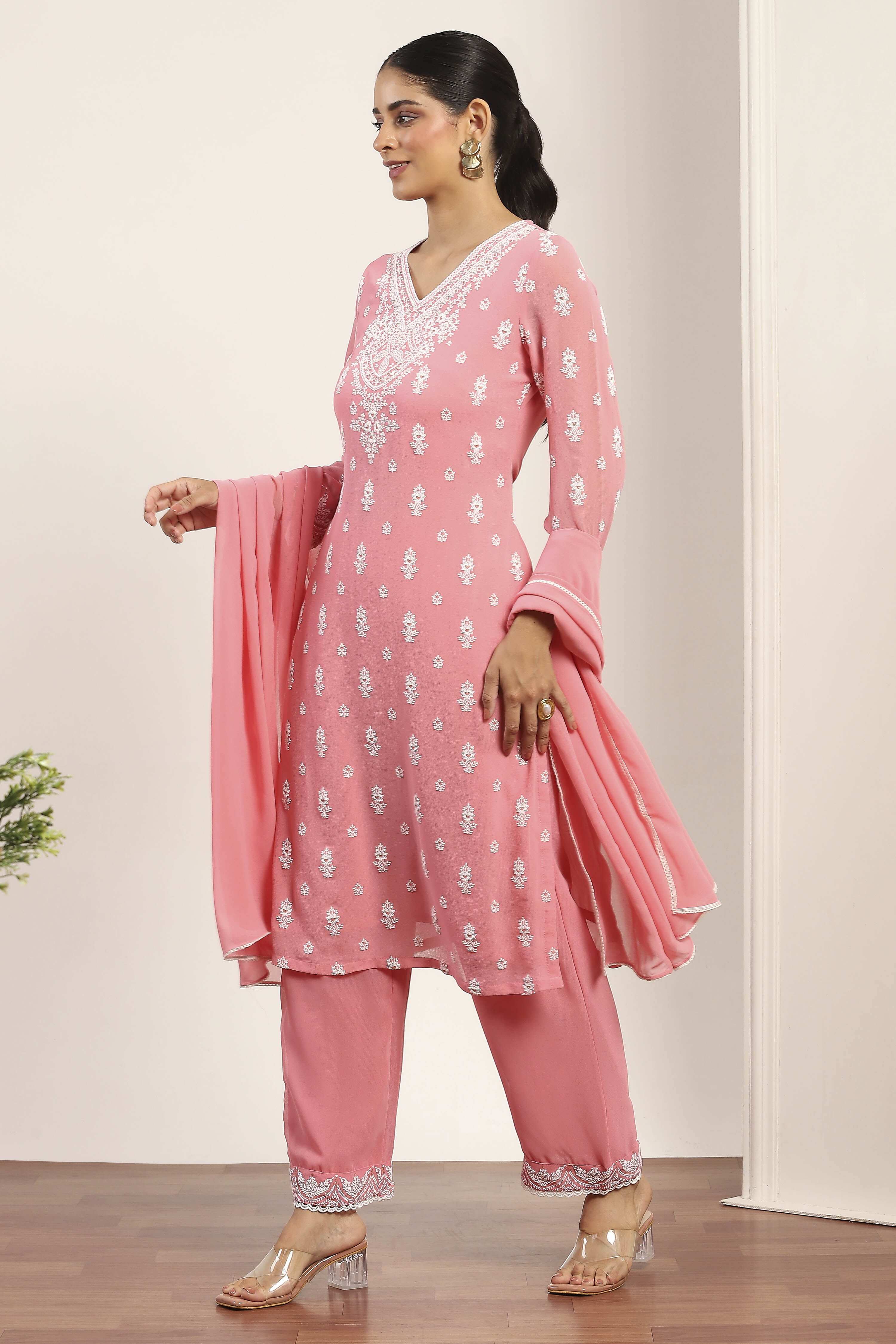 Pink Polyester Straight Suit Sets image number 3