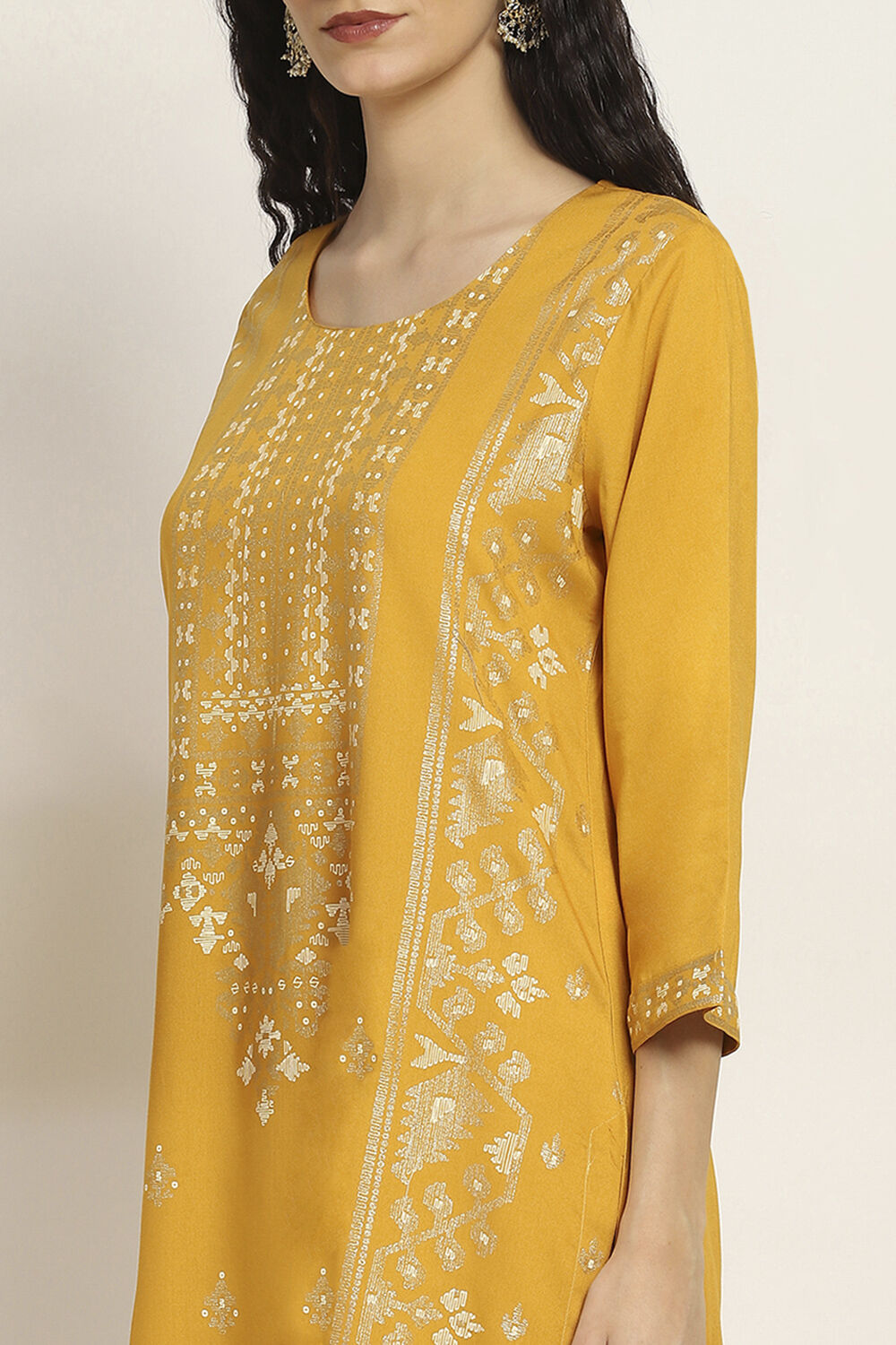 Yellow Viscose Rayon Printed Straight Kurta Pants Set image number 1