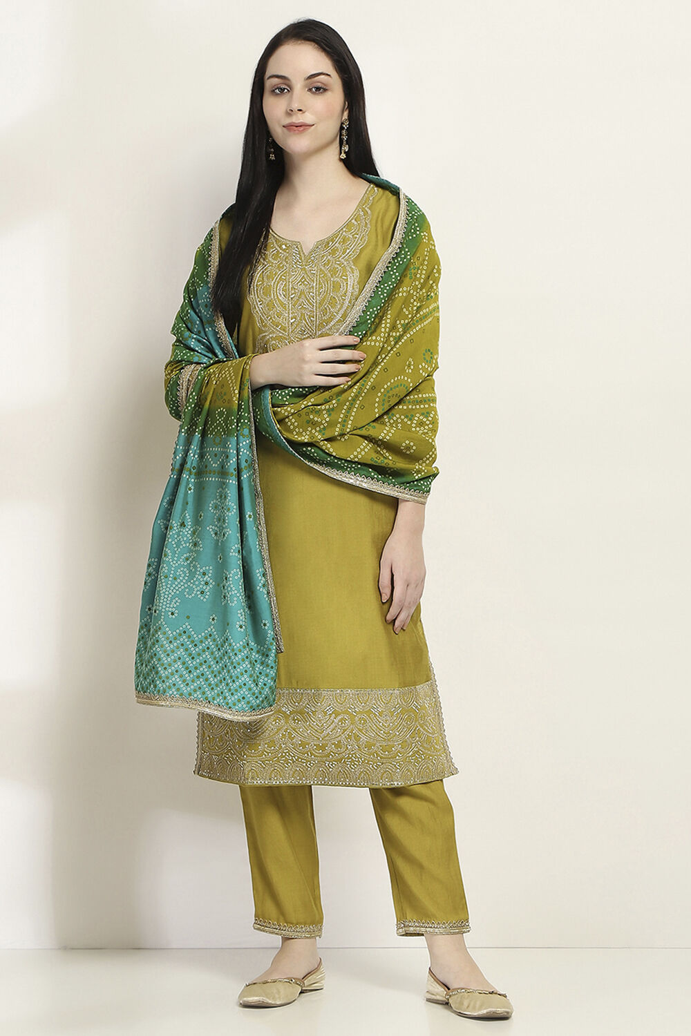 Lime Viscose Blend Straight Set image number 0