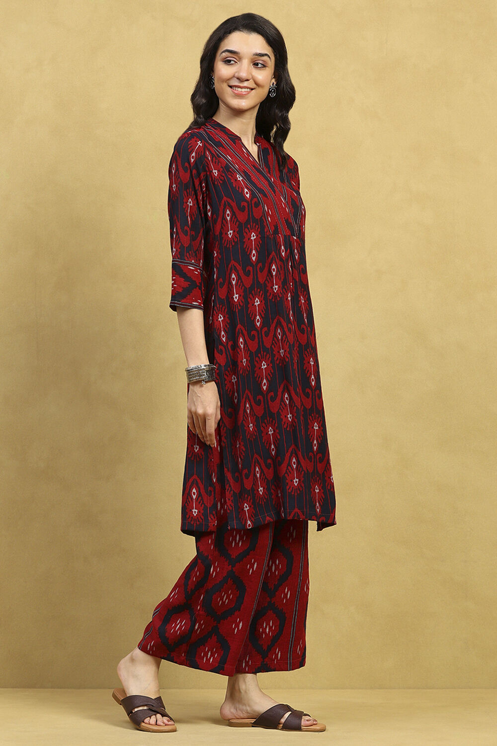 Red Viscose Blend Printed Gathered Kurta Palazzo Set image number 5