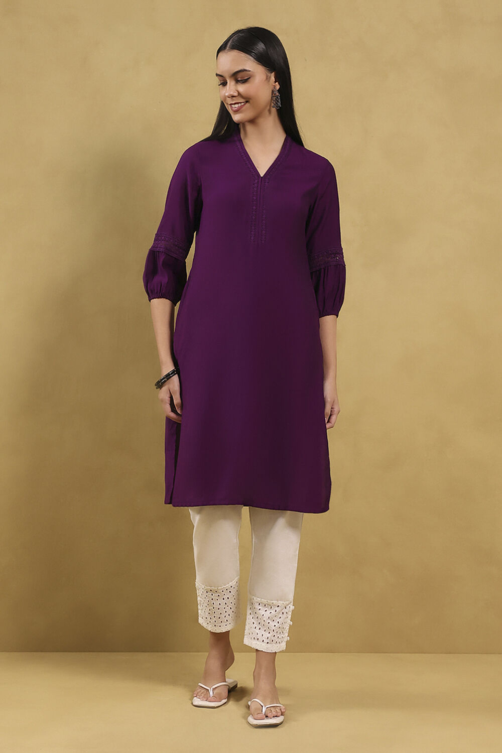 Purple Solid Straight Kurta image number 2