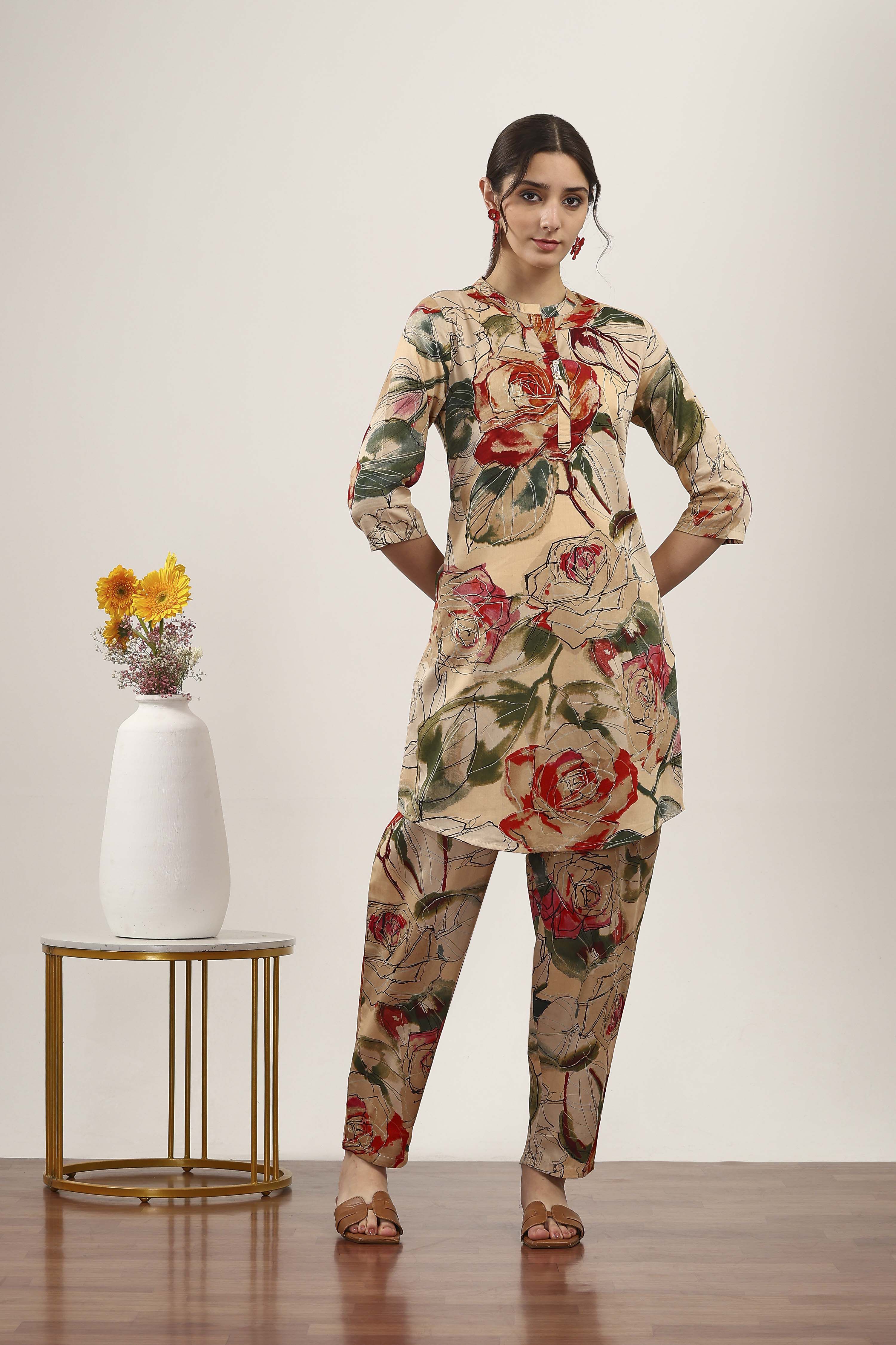 White Cotton Kurta Pants Set image number 6