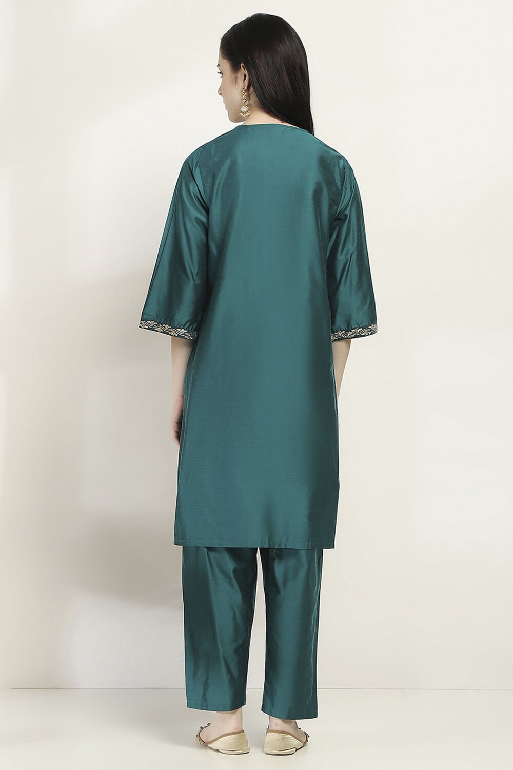 Purple Embroidered Straight Suit Set image number 4