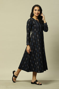 Black Cotton Blend A-Line Printed Dress image number 4