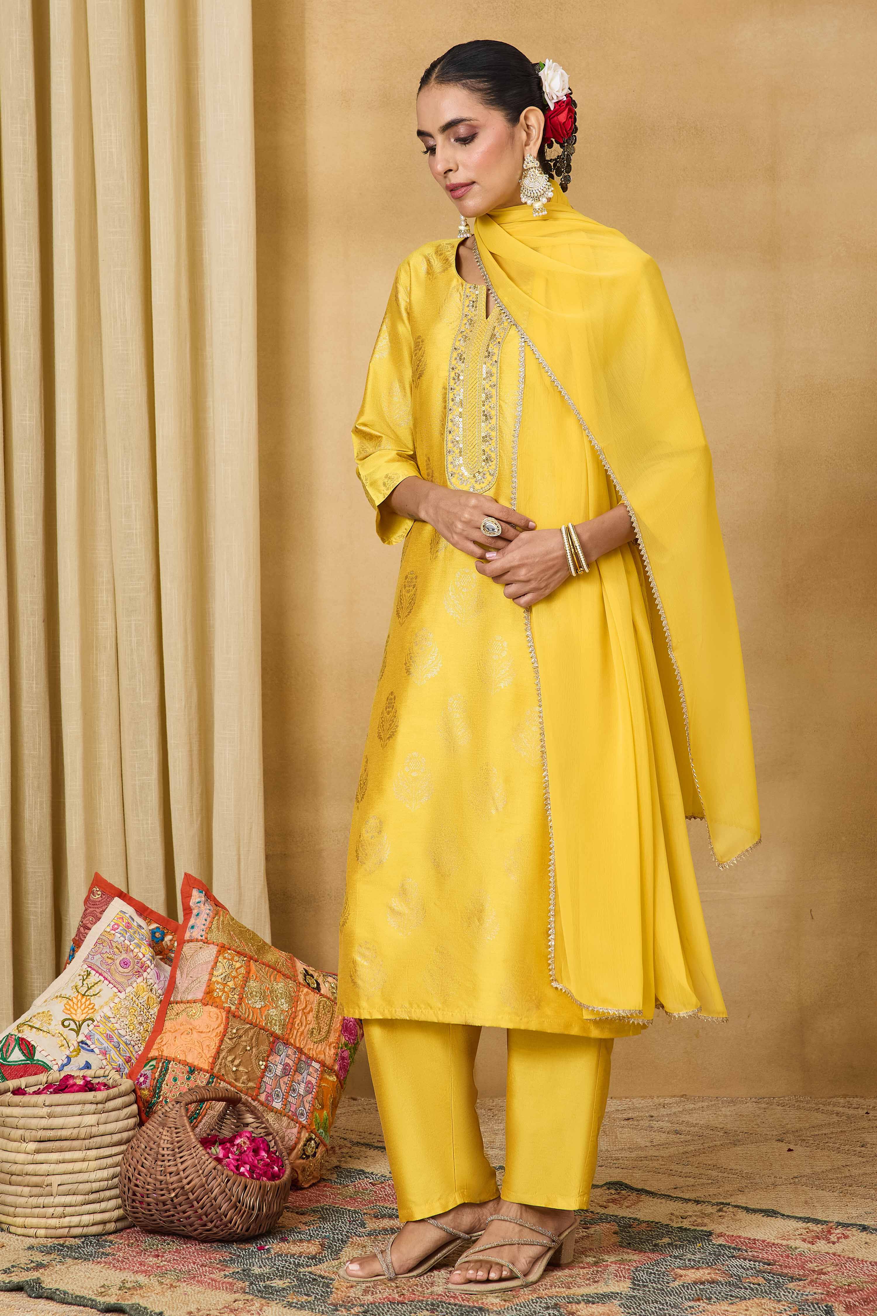 Yellow Viscose Blend Straight Printed Suit Set image number 4