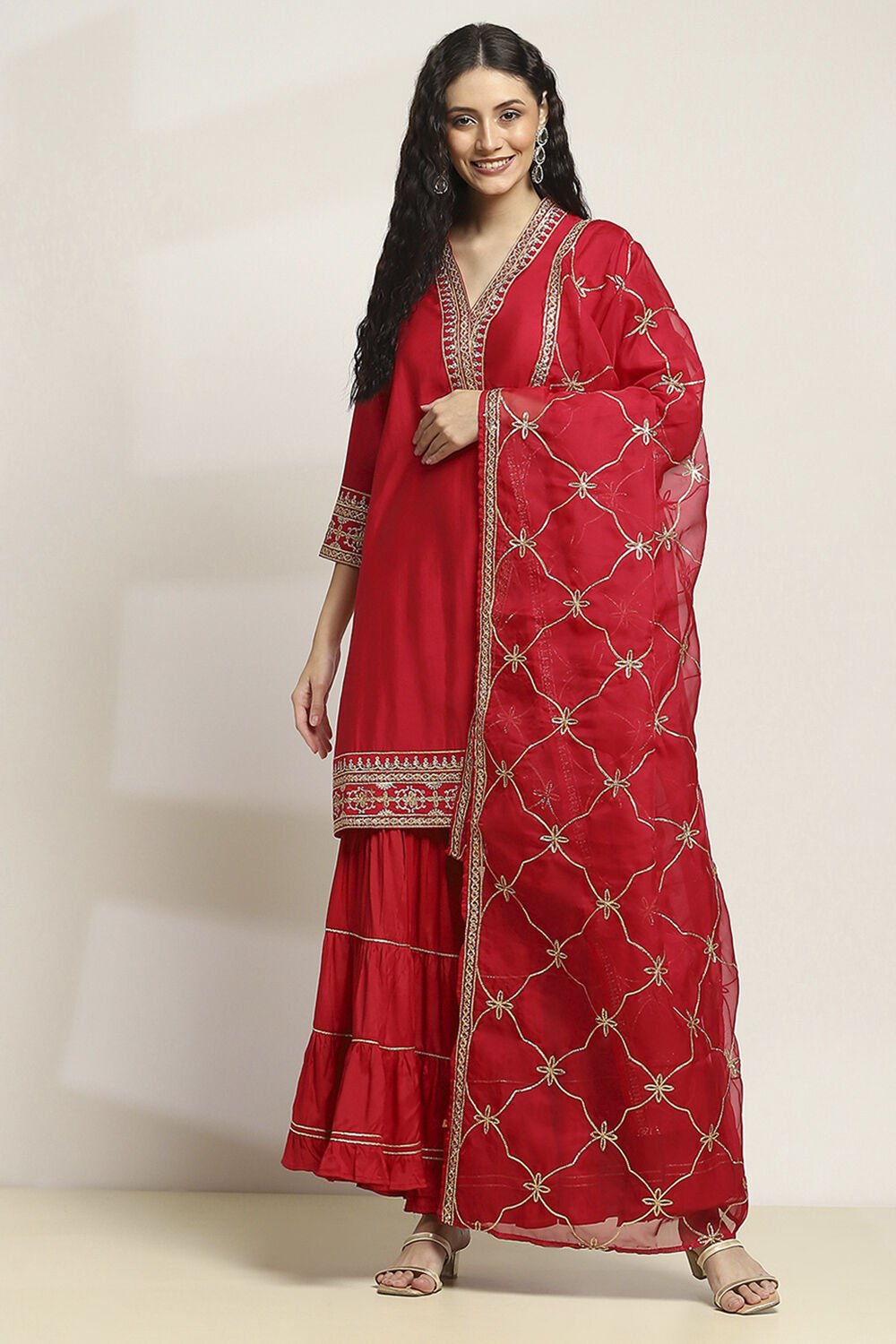 Red Solid Straight Suit Set image number 6