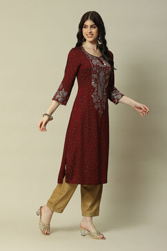 Maroon Poly Viscose Straight Printed Kurta image number 3