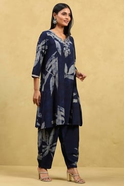 Indigo Blue Viscose Blend Printed Kalidar Kurta Pants Set image number 5
