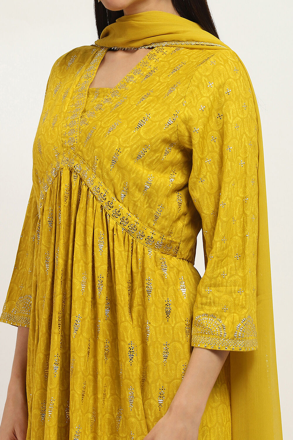 Yellow Rayon Slub Gathered Printed Kurta Palazzo Suit Set image number 1