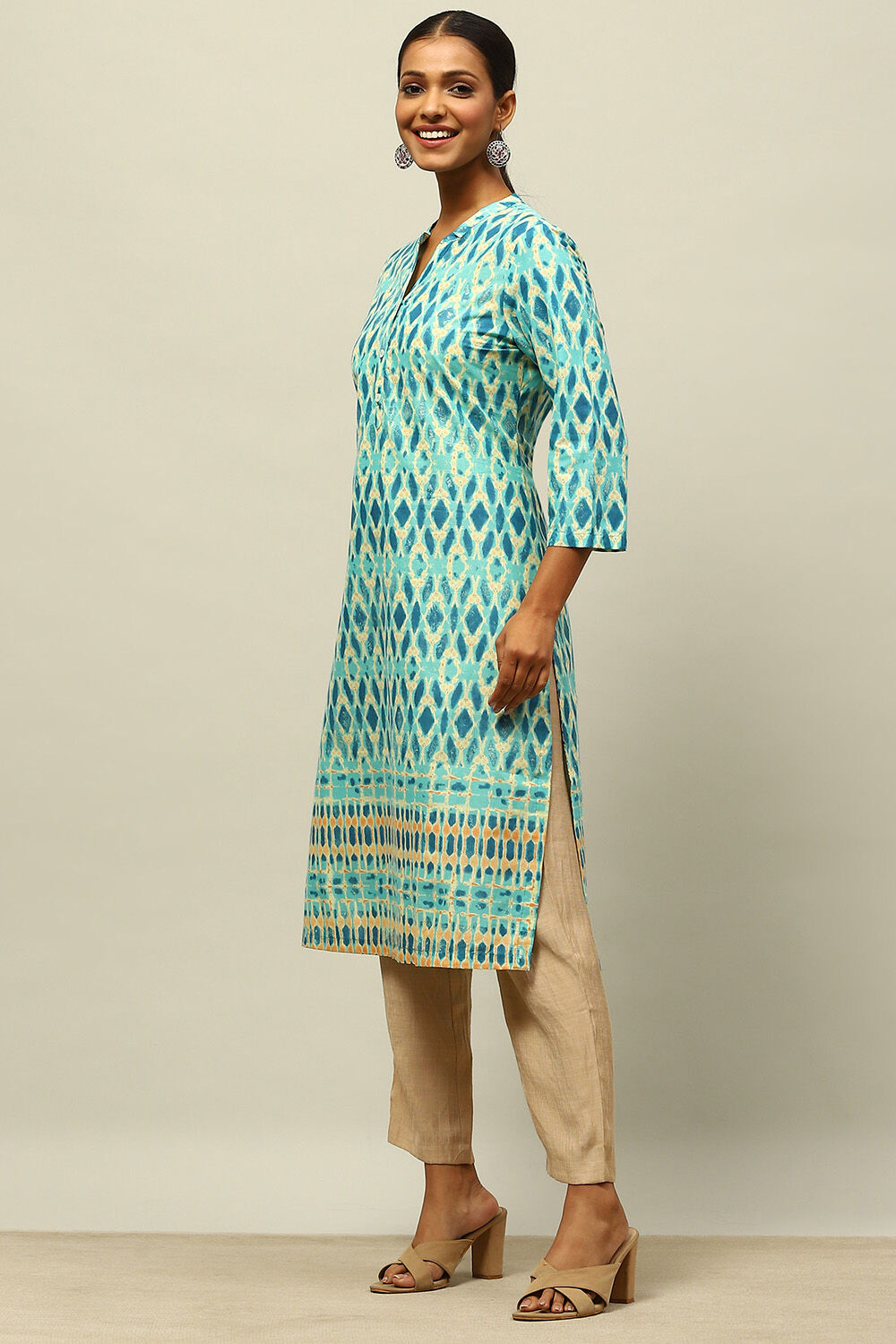Blue Cotton Printed Straight Kurta image number 2