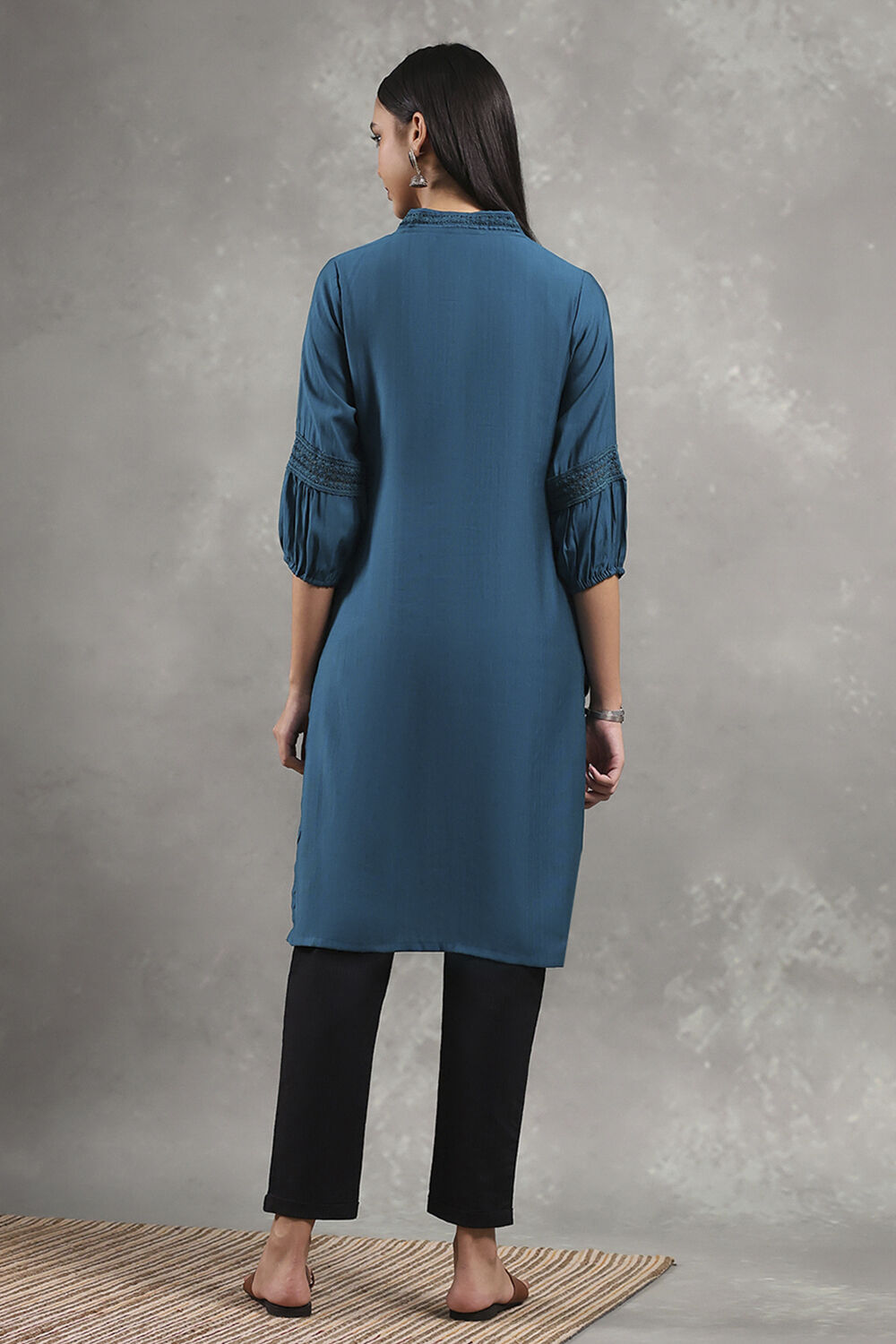 Teal Solid Straight Kurta image number 3