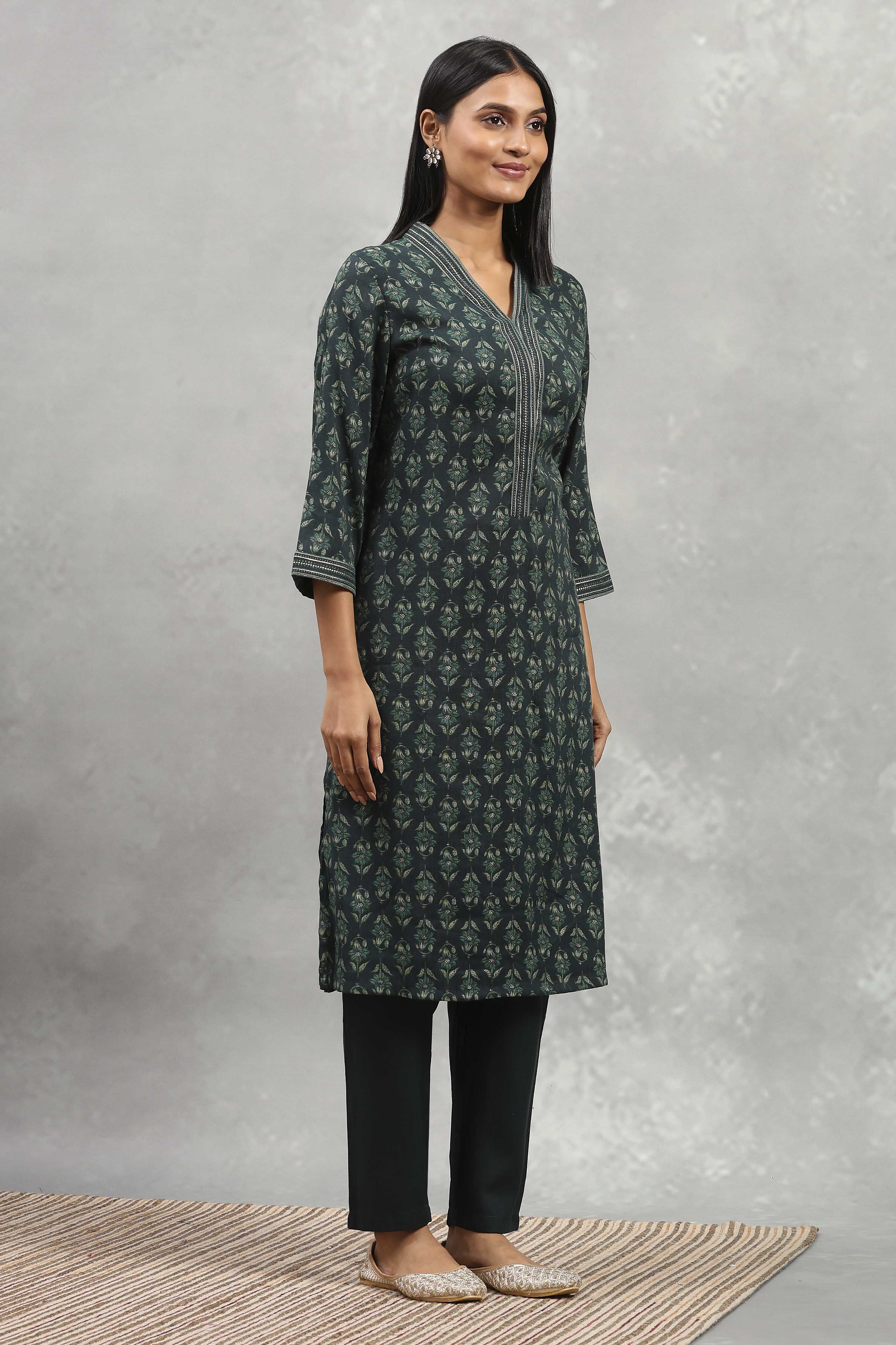 Brown Viscose Blend Printed Straight Kurta Pants Set image number 5