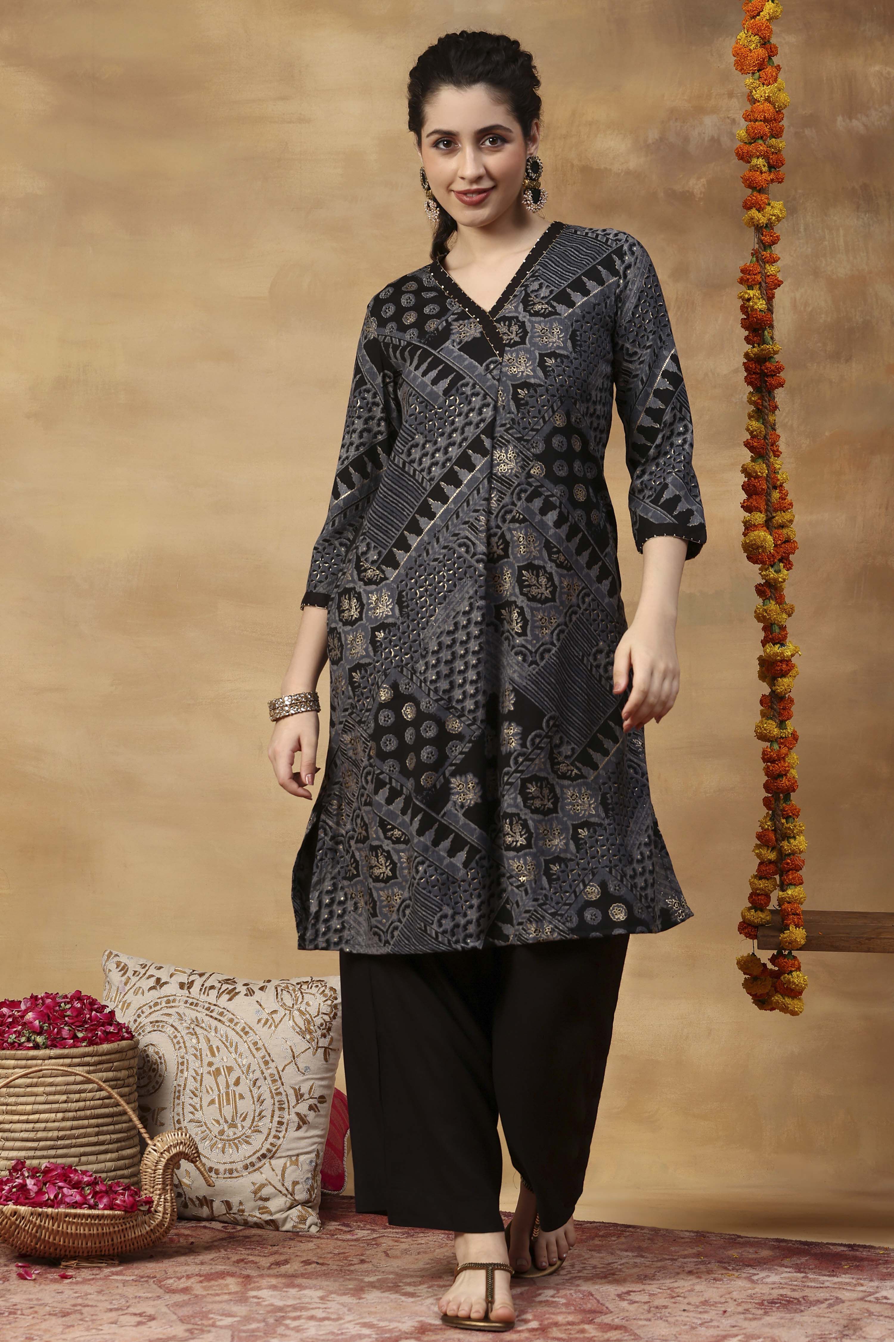 Black Viscose Blend Straight Printed Kurta Pants Set image number 0