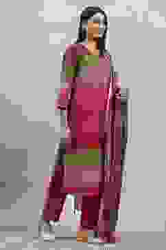 Fuchsia Viscose Blend Solid Straight Suit Set image number 5