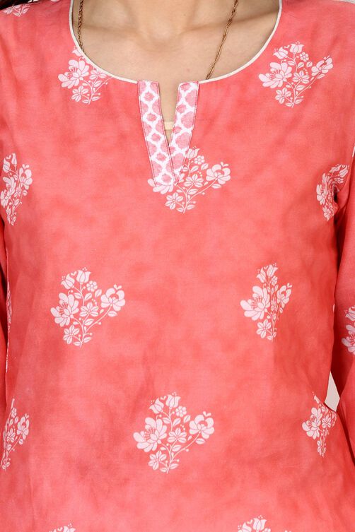Pink Straight Rayon Kurta image number 4