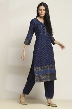 Indigo Viscose Rayon Printed Straight Kurta Pants Set image number 5
