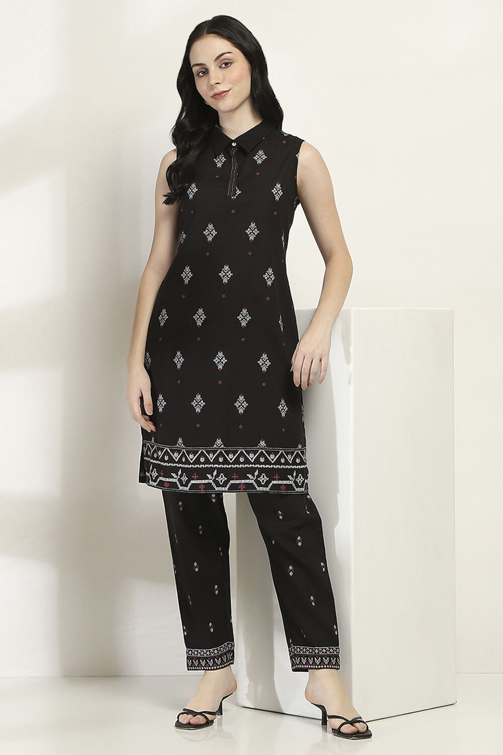 Black Printed Straight Co-ord Set image number 0