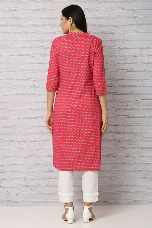 Pink Cotton And Cambric Straight Kurta image number 5