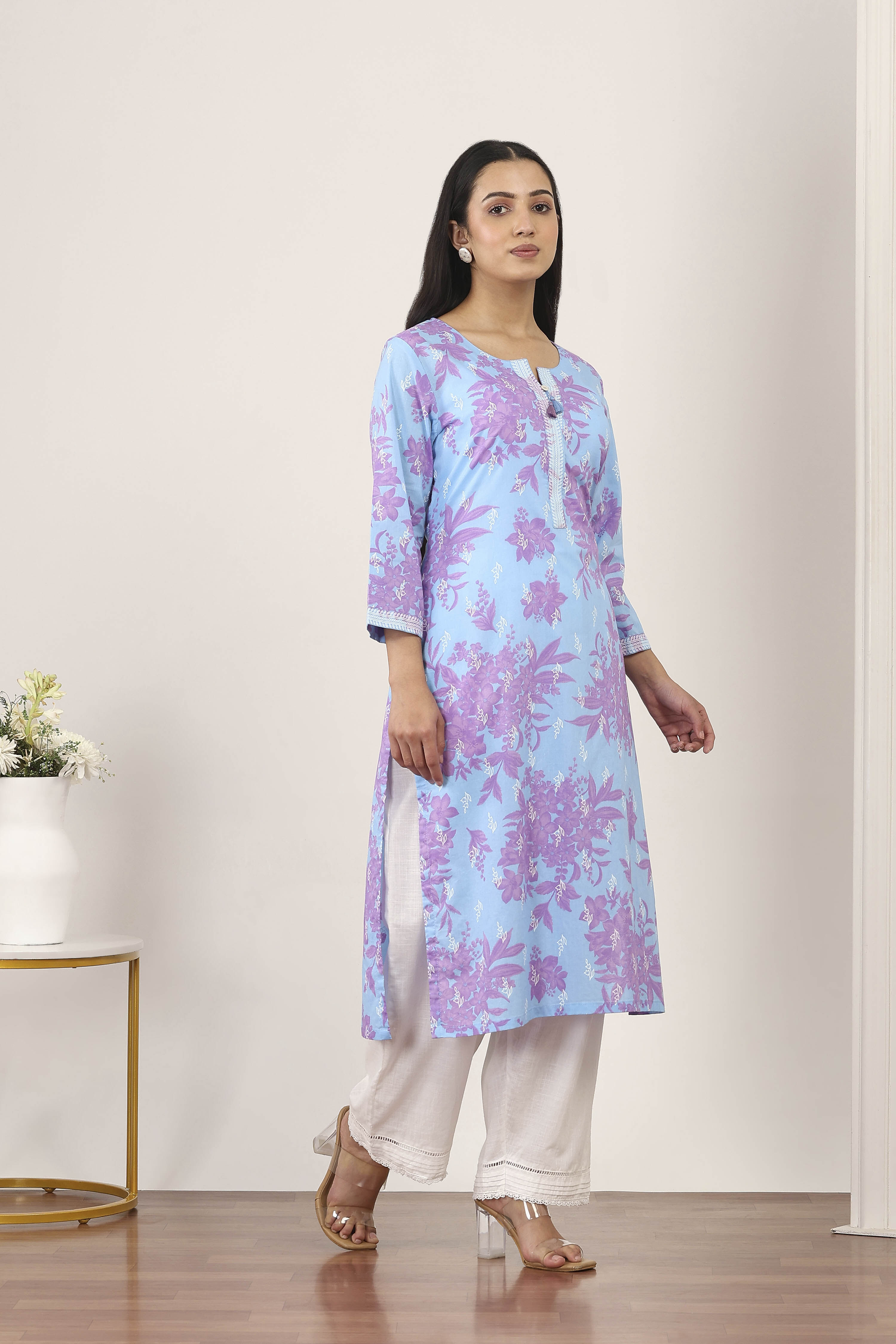 Blue Cotton Straight Kurtas image number 4