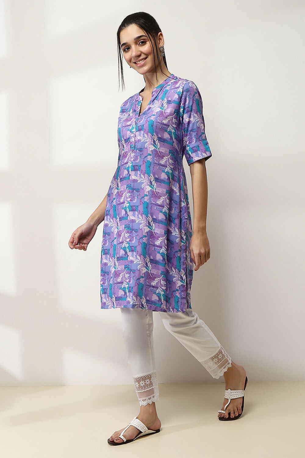 Teal Printed Straight Kurta image number 2