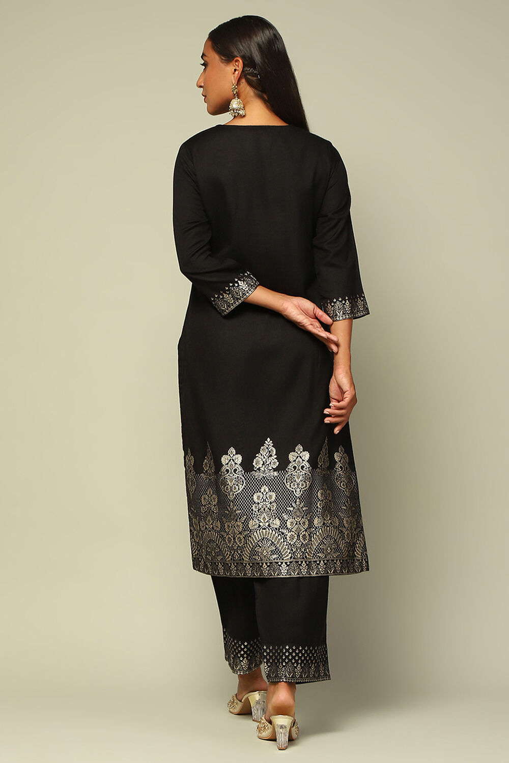 Black Acrylic Straight Yarn Dyed Kurta Palazzo Suit Set image number 4