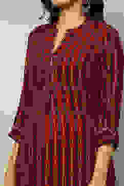Red Viscose Blend Striped Straight Kurta image number 1