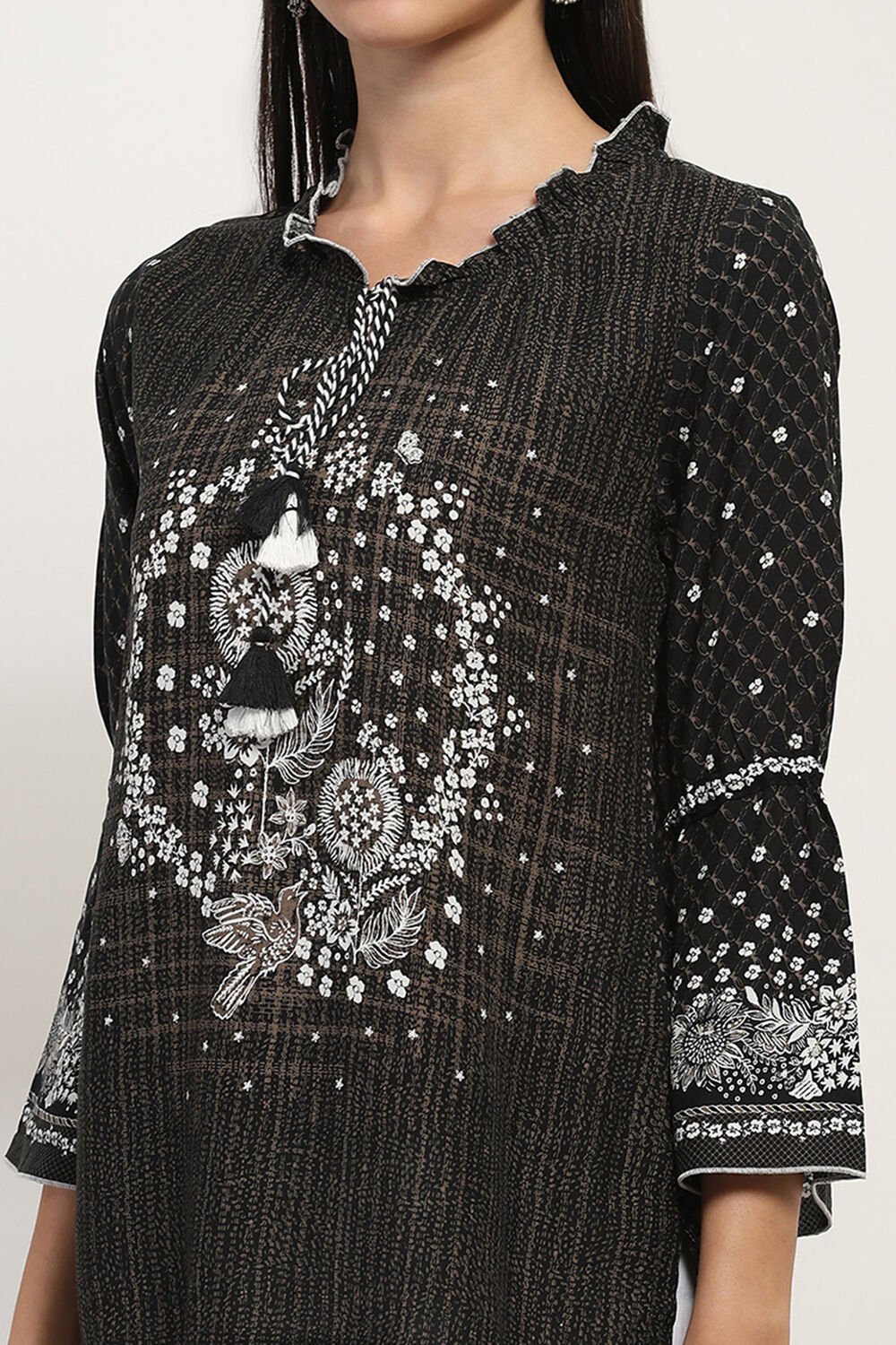 Black Printed Straight Short Kurti image number 1