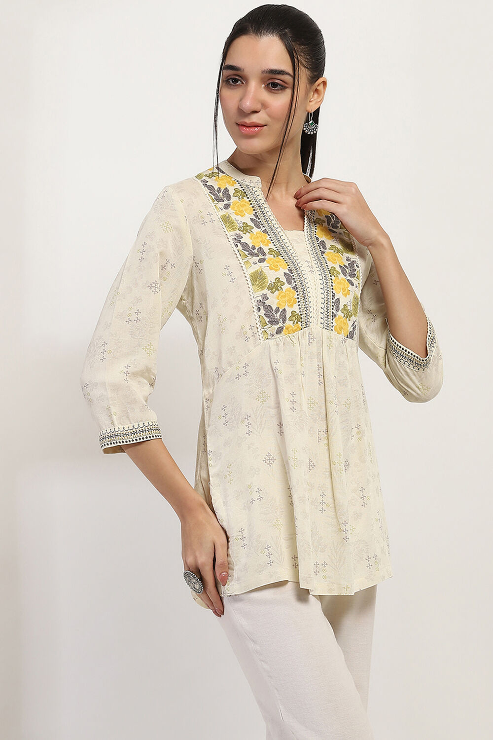 Olive Viscose Rayon Straight Kurti image number 4