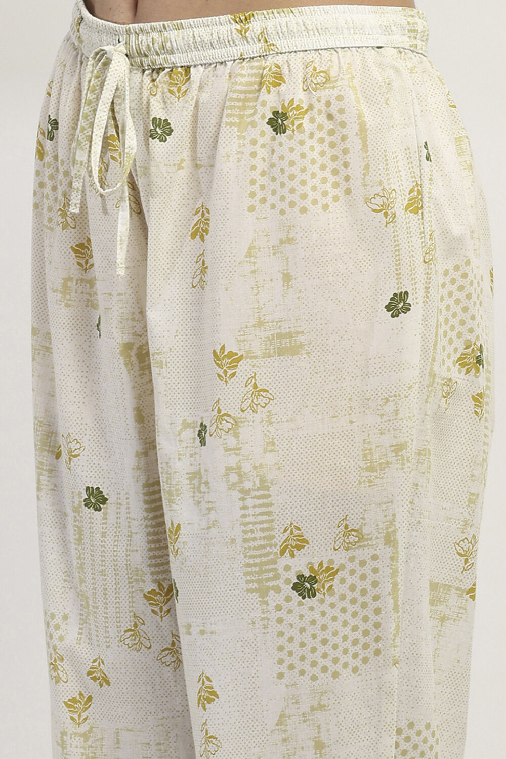 Lime Green Cotton Printed Straight Suit Set image number 4