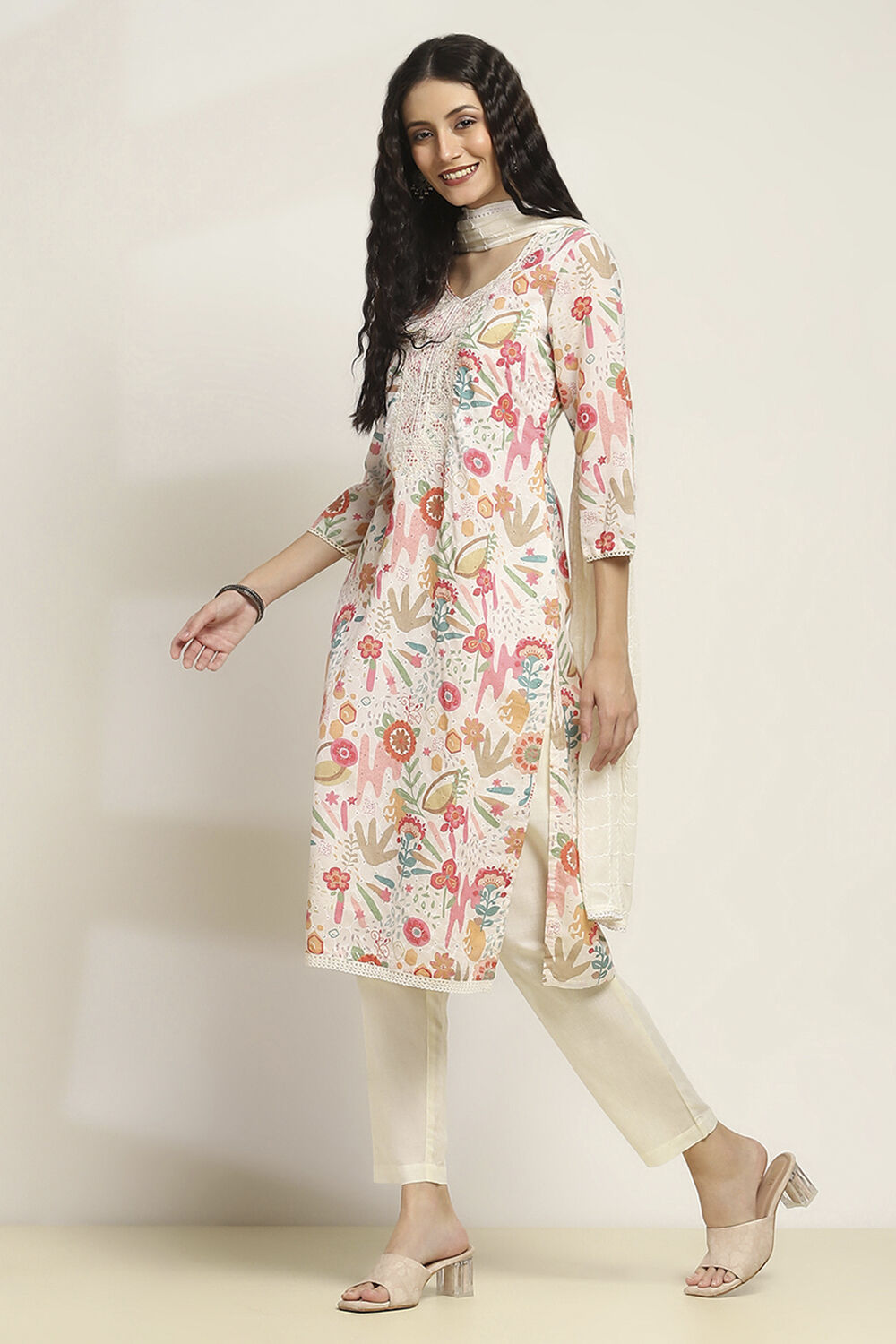 Off-White Cotton Floral Straight Suit Set image number 3